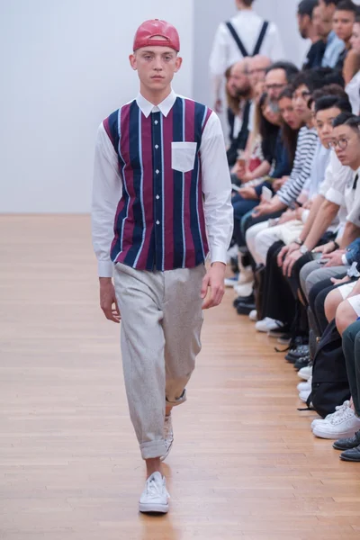 Look 2